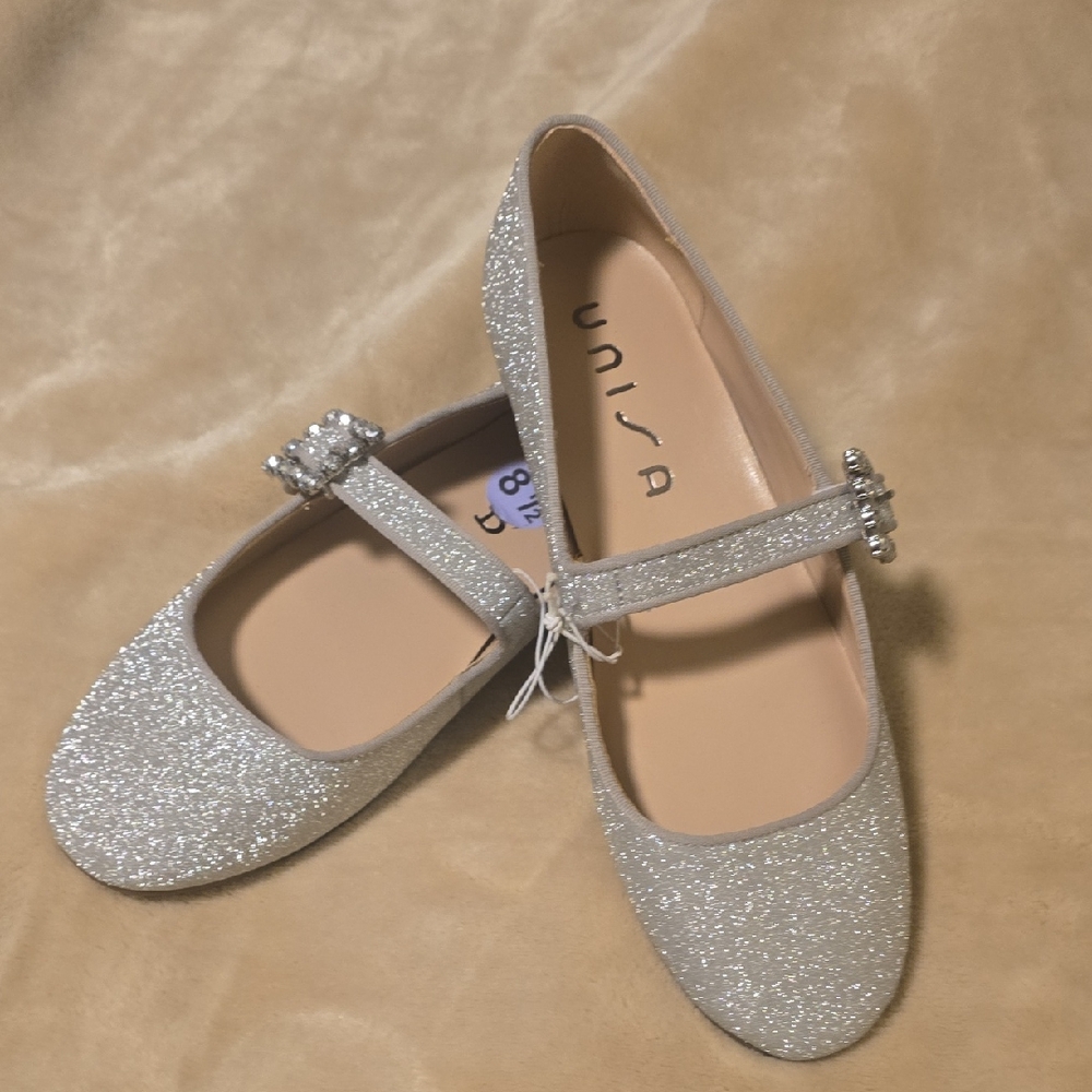 Unisa Silver Dress Shoes with Glitter Finish